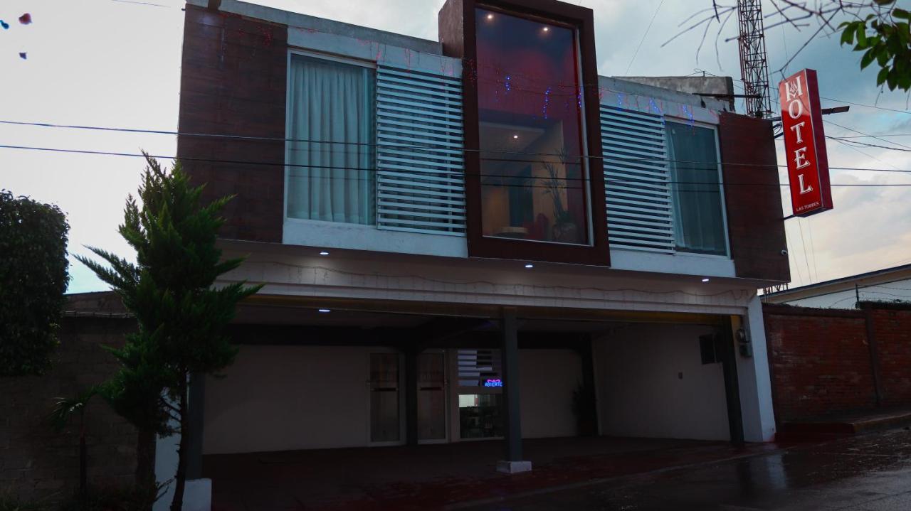 OYO Hotel Las Torres Tehuacán Exterior foto